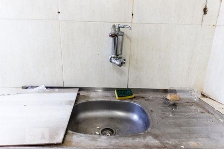 Casa à venda com 109m², 1 quarto e 2 vagas Casa à venda com 109m², 1 quarto e 2 vagasCozinha