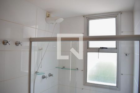 Apartamento à venda com 180m², 3 quartos e 3 vagasBanheiro 2