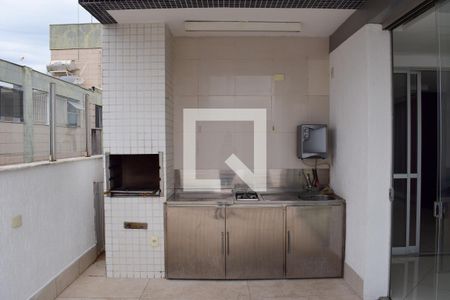 Apartamento à venda com 180m², 3 quartos e 3 vagasCobertura