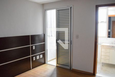 Apartamento à venda com 180m², 3 quartos e 3 vagasSuíte