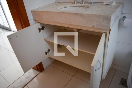 Apartamento à venda com 180m², 3 quartos e 3 vagasBanheiro 1