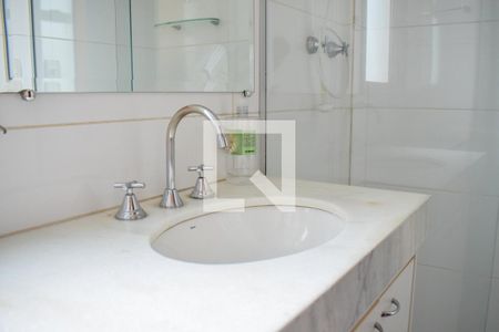 Apartamento à venda com 180m², 3 quartos e 3 vagasBanheiro da Suíte