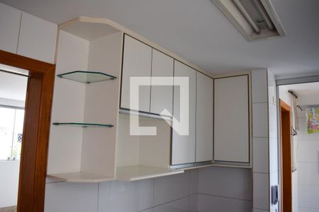 Apartamento à venda com 180m², 3 quartos e 3 vagasCozinha