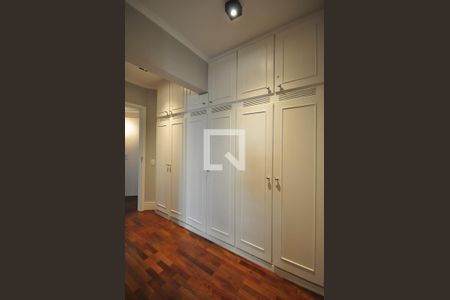 Apartamento à venda com 129m², 3 quartos e 2 vagasArmário da Suíte