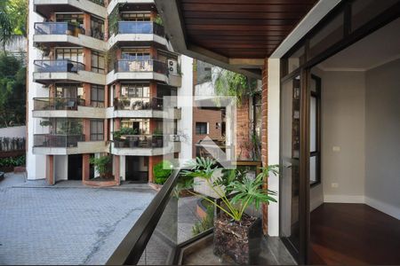 Varanda de apartamento à venda com 3 quartos, 129m² em Real Parque, São Paulo