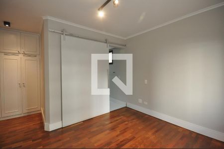 Apartamento à venda com 129m², 3 quartos e 2 vagasSuíte