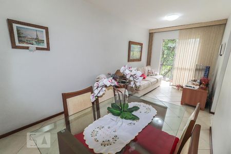 Sala de apartamento para alugar com 2 quartos, 57m² em Pechincha, Rio de Janeiro