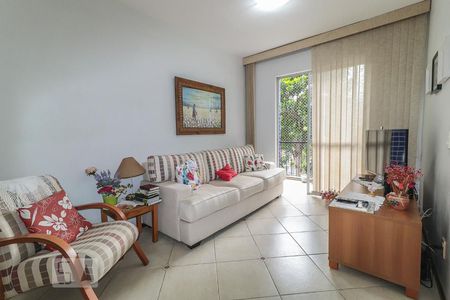 Sala de apartamento para alugar com 2 quartos, 57m² em Pechincha, Rio de Janeiro