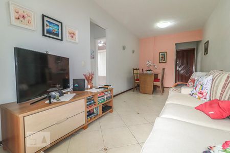 Sala de apartamento para alugar com 2 quartos, 57m² em Pechincha, Rio de Janeiro