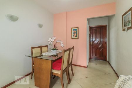 Sala de apartamento para alugar com 2 quartos, 57m² em Pechincha, Rio de Janeiro