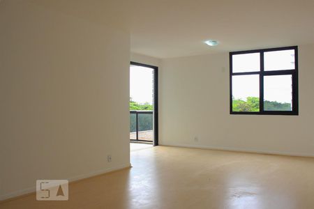 Sala de apartamento para alugar com 4 quartos, 139m² em Barra da Tijuca, Rio de Janeiro