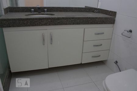 Apartamento para alugar com 139m², 4 quartos e 2 vagasBanheiro Social