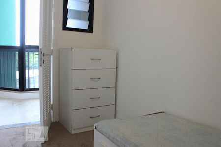 Apartamento para alugar com 139m², 4 quartos e 2 vagasQuarto de Serviço