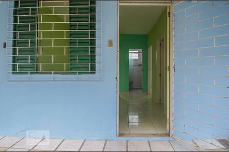 Entrada de apartamento à venda com 2 quartos, 60m² em Vila Nova, Porto Alegre