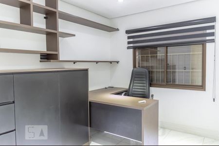 Apartamento para alugar com 300m², 3 quartos e 4 vagas Apartamento para alugar com 300m², 3 quartos e 4 vagasEscritório