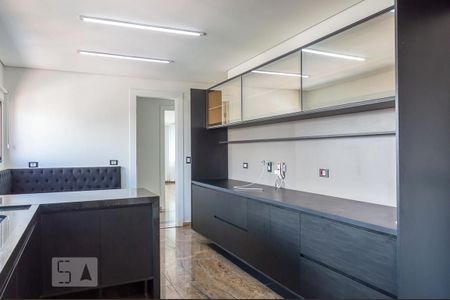 Apartamento para alugar com 300m², 3 quartos e 4 vagas