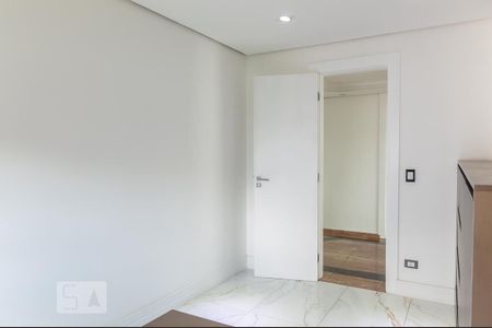 Apartamento para alugar com 300m², 3 quartos e 4 vagas Apartamento para alugar com 300m², 3 quartos e 4 vagasEscritório