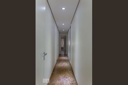 Apartamento para alugar com 300m², 3 quartos e 4 vagas Apartamento para alugar com 300m², 3 quartos e 4 vagasCorredor das Suítes