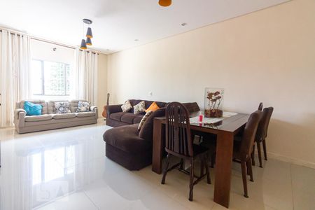 Sala de casa para alugar com 4 quartos, 260m² em Vila Osasco, Osasco