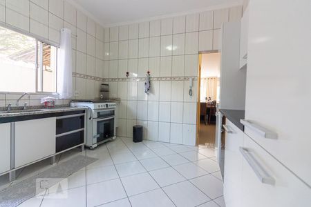 Casa para alugar com 260m², 4 quartos e 2 vagasCozinha