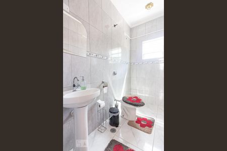 Casa para alugar com 260m², 4 quartos e 2 vagasBanheiro