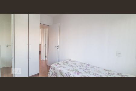 Dormitório de apartamento à venda com 3 quartos, 62m² em Rubem Berta, Porto Alegre
