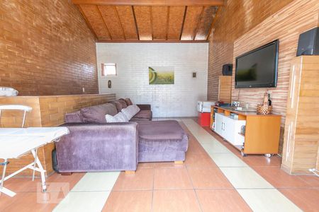 Casa à venda com 90m², 2 quartos e 1 vagaSala
