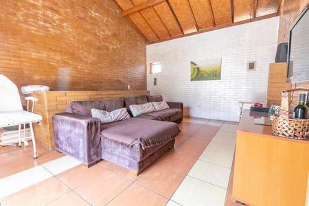 Casa à venda com 90m², 2 quartos e 1 vagaSala