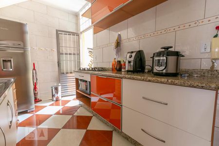 Cozinha de casa à venda com 2 quartos, 90m² em Vila Iorio, São Paulo