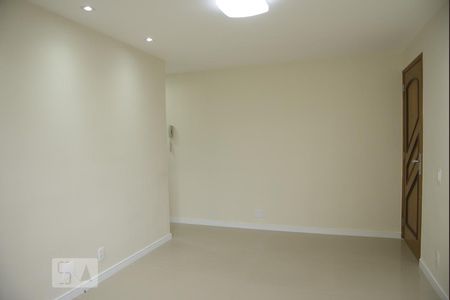 Sala de apartamento para alugar com 2 quartos, 68m² em Freguesia (jacarepaguá), Rio de Janeiro
