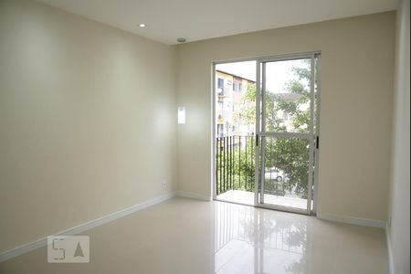 Sala de apartamento para alugar com 2 quartos, 68m² em Freguesia (jacarepaguá), Rio de Janeiro