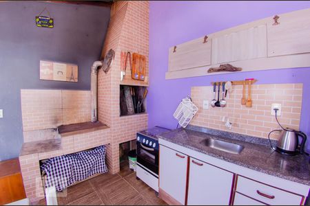 Cozinha de casa para alugar com 1 quarto, 35m² em São João do Rio Vermelho, Florianópolis
