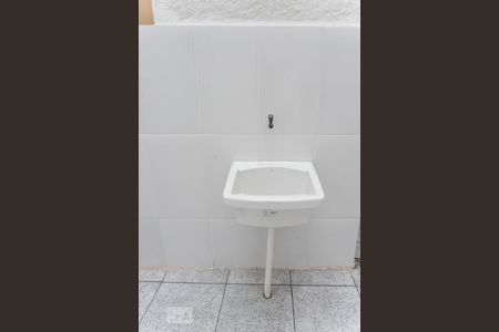 Casa de condomínio à venda com 50m², 1 quarto e sem vaga Casa de condomínio à venda com 50m², 1 quarto e sem vagaÁrea de Serviço / Quintal