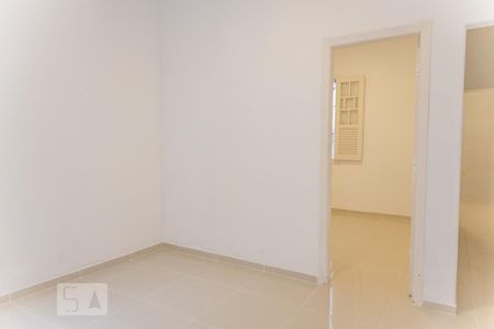Sala de casa de condomínio para alugar com 1 quarto, 50m² em Maracanã, Rio de Janeiro