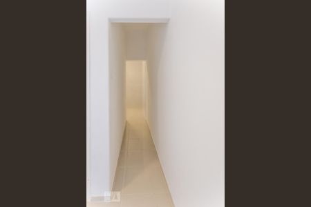 Corredor de casa de condomínio para alugar com 1 quarto, 50m² em Maracanã, Rio de Janeiro