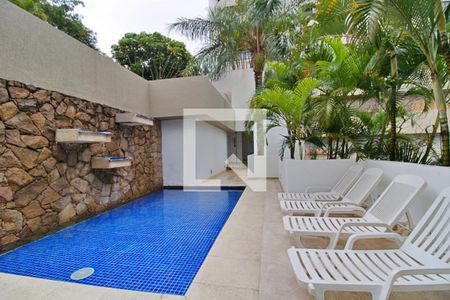 Apartamento à venda com 167m², 3 quartos e 3 vagasÁrea comum - Piscina