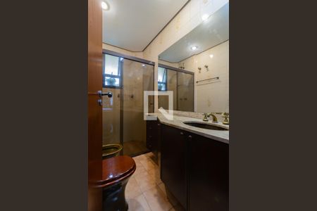 Apartamento à venda com 167m², 3 quartos e 3 vagasBanheiro da Suíte 3