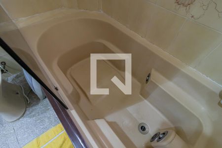 Apartamento à venda com 167m², 3 quartos e 3 vagasBanheiro da Suíte 1