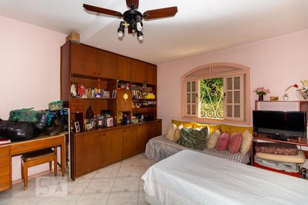 Casa à venda com 500m², 5 quartos e 3 vagasSuíte 1