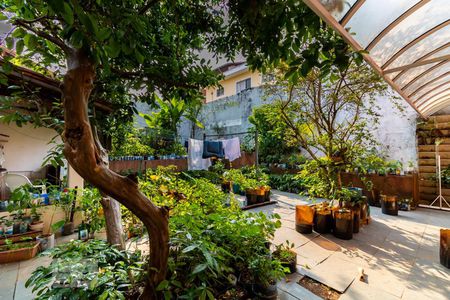 Casa à venda com 500m², 5 quartos e 3 vagasQuintal