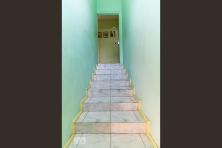 Casa à venda com 500m², 5 quartos e 3 vagasEscada