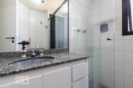 Apartamento para alugar com 42m², 1 quarto e 1 vaga Apartamento para alugar com 42m², 1 quarto e 1 vagaBanheiro