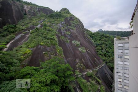 Apartamento à venda com 160m², 3 quartos e 2 vagasVista