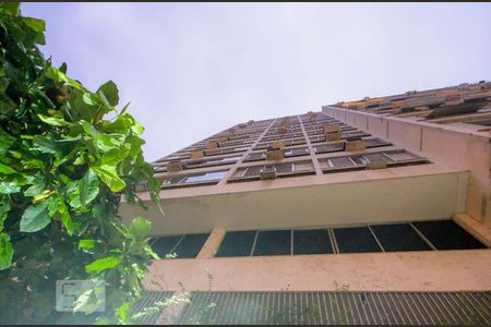 Apartamento à venda com 160m², 3 quartos e 2 vagasFachada