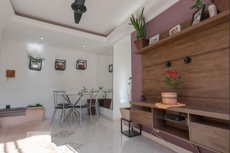 Sala de apartamento para alugar com 3 quartos, 84m² em Jardim Indianópolis, Campinas