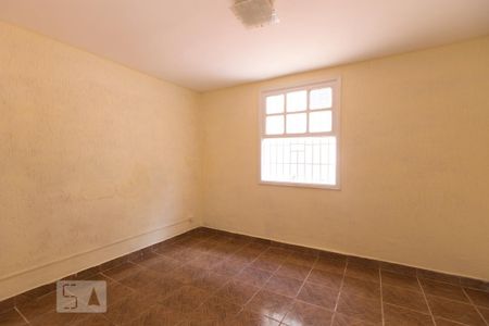 Quarto 2 de casa para alugar com 2 quartos, 72m² em Parque Tomas Saraiva, São Paulo