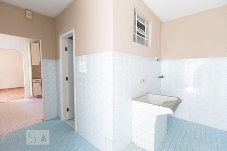 Casa para alugar com 72m², 2 quartos e 1 vagaÁrea de Serviço