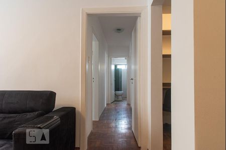 Corredor de apartamento para alugar com 3 quartos, 140m² em Vila Mariana, São Paulo