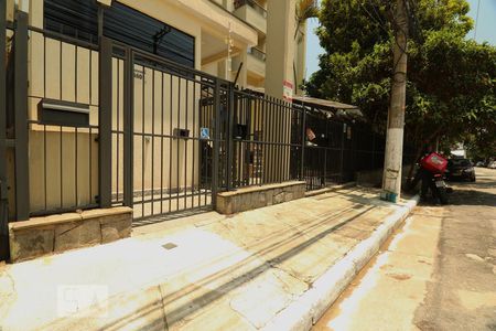 Apartamento à venda com 80m², 3 quartos e 2 vagasFachada