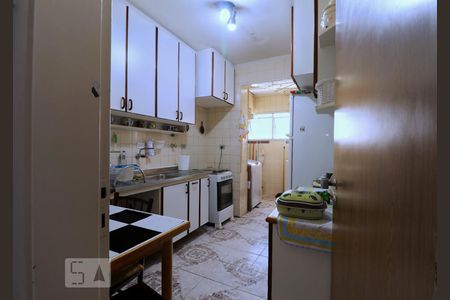 Apartamento à venda com 80m², 3 quartos e 2 vagasCozinha